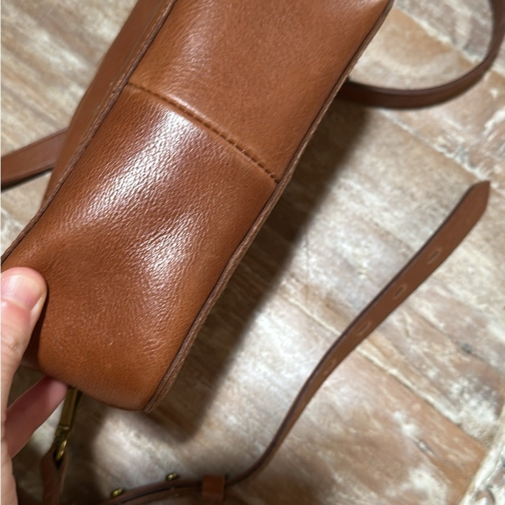 Madewell Transport Camera Crossbody Bag - Picture 4 of 4